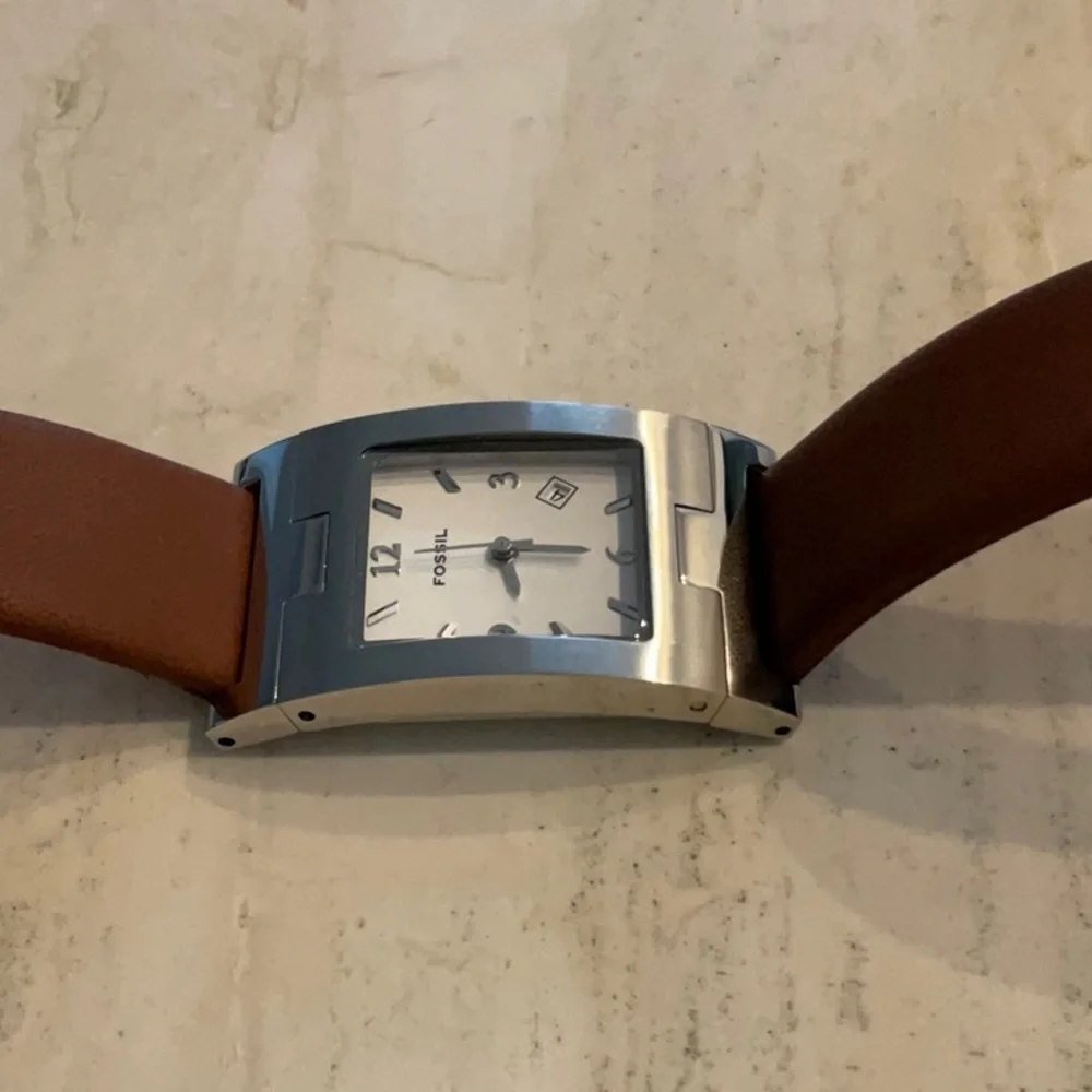 Fossil Watch Rectangle Leather Strap Water Resistant Silver Date New